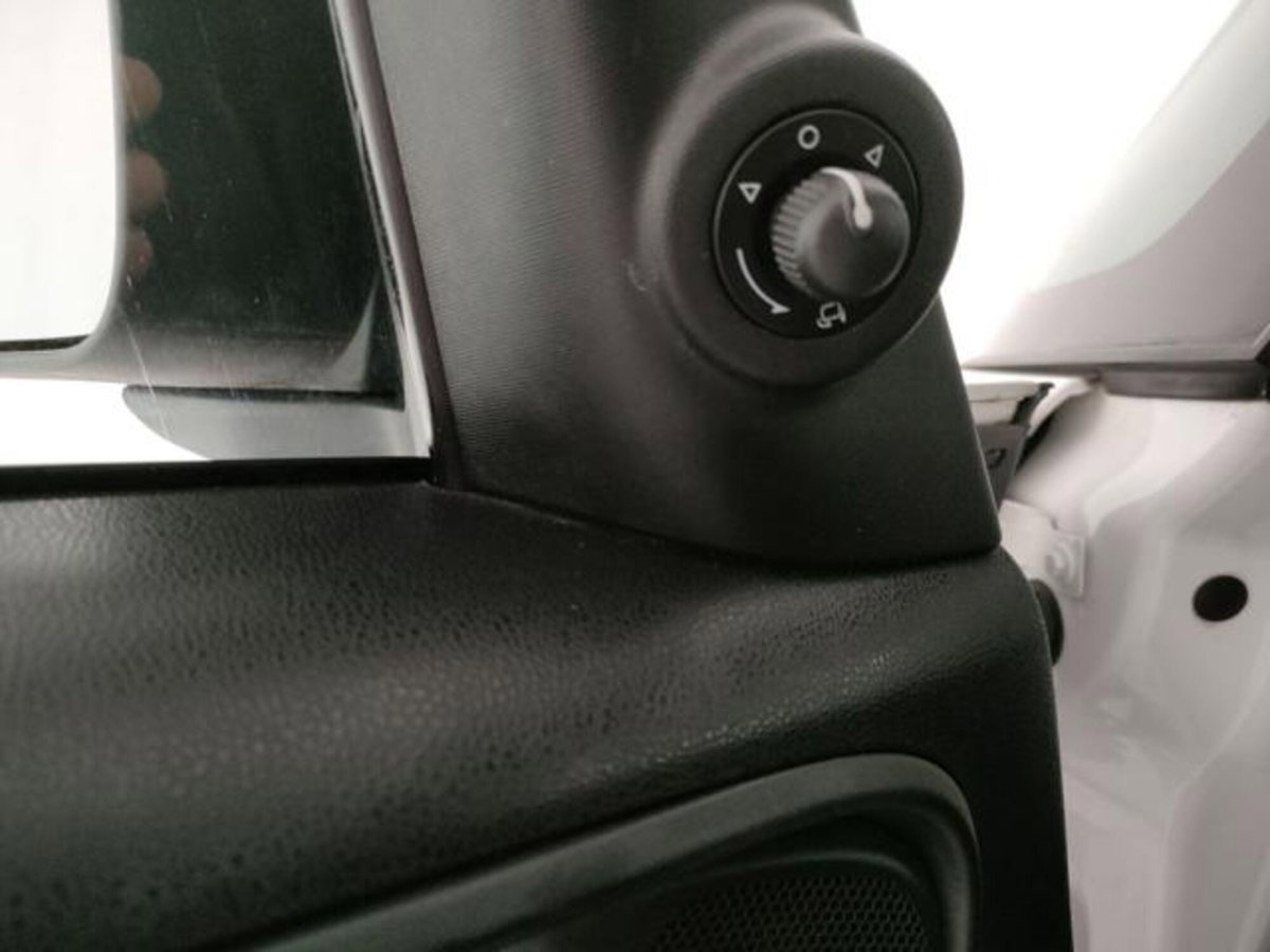 Fiat 500L 1.4 95 CV City Cross (6)