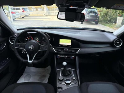 Alfa Romeo Giulia 2.2 Turbodiesel 150 CV (14)