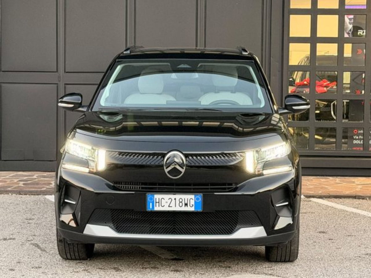 Citroen C3 1.2 turbo Max 100cv s&s (2)