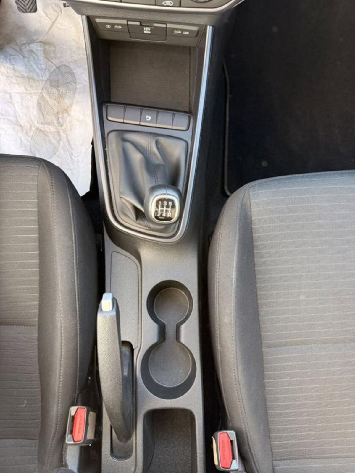 Hyundai i20 1.2 MPI MT ConnectLine (12)