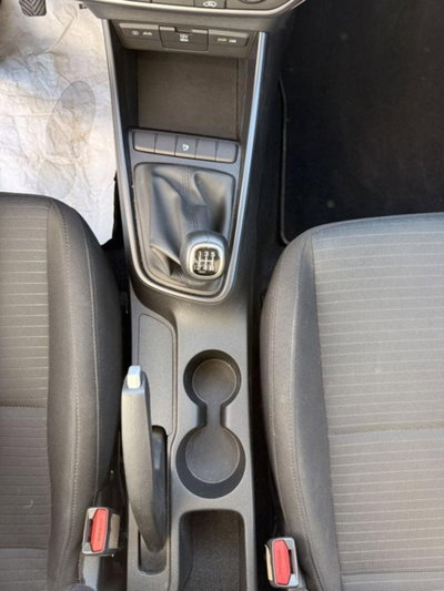 Hyundai i20 1.2 MPI MT ConnectLine (12)