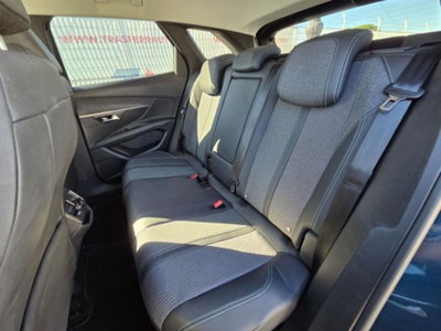 Peugeot 3008 BlueHDi 130 S&S EAT8 Allure Pack (8)