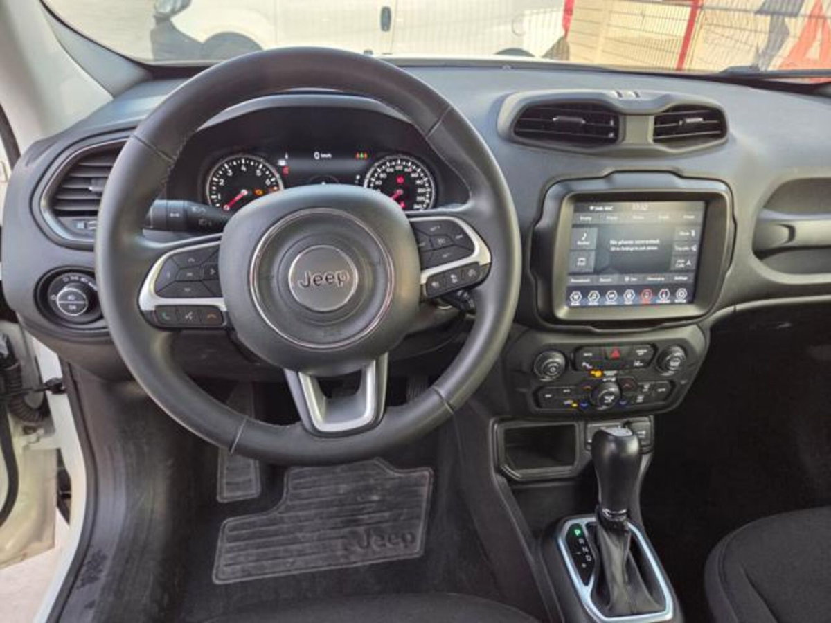 Jeep Renegade 1.5 Turbo T4 MHEV Limited (11)