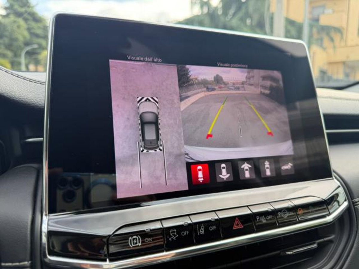 Jeep Compass 1.3 T4 240CV PHEV AT6 4xe Trailhawk (12)