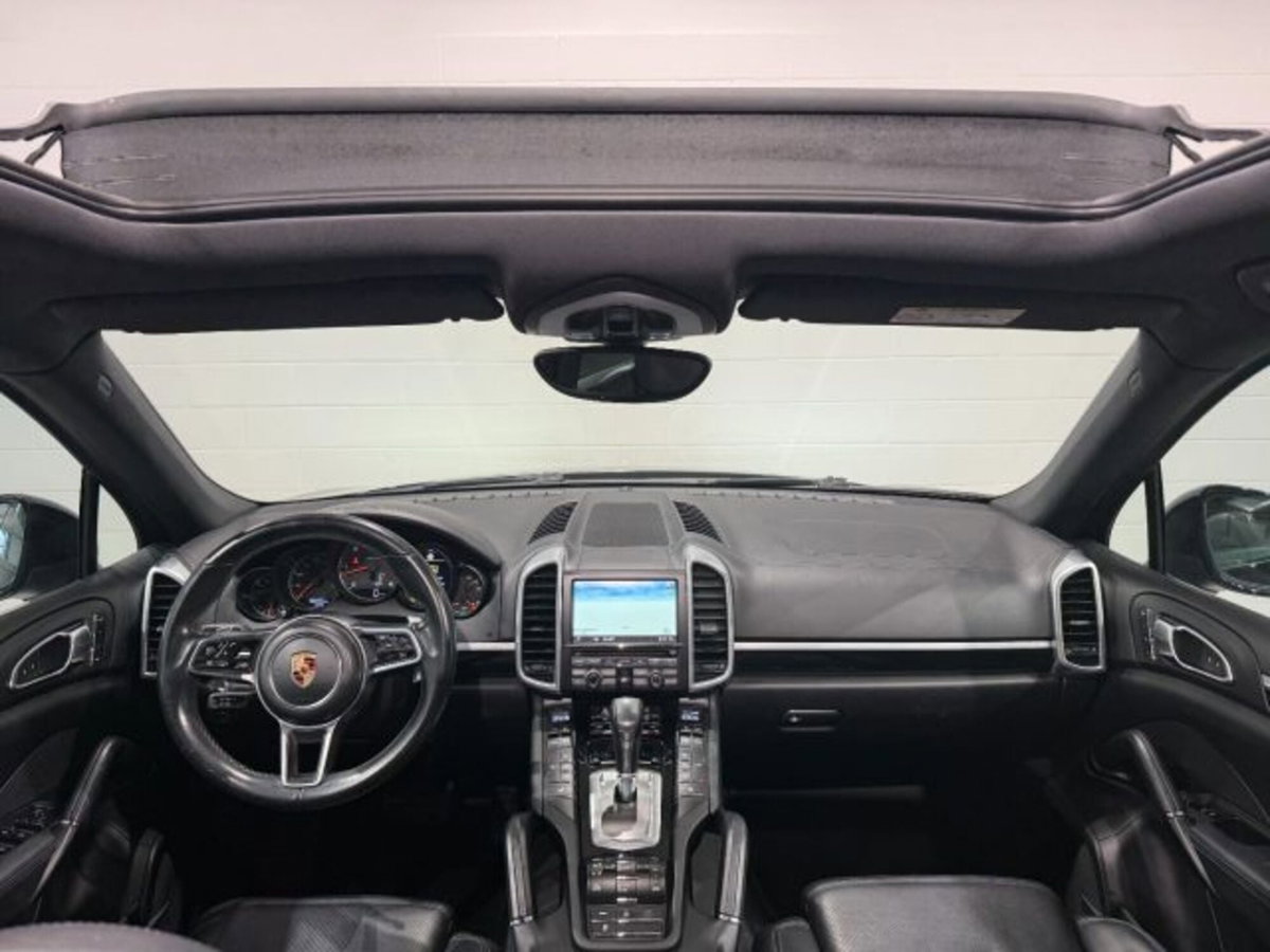 Porsche Cayenne 3.0 Diesel Platinum Edition (9)