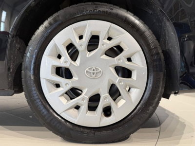 Toyota Aygo 1.0 VVT-i 72 CV 5 porte x-play (15)