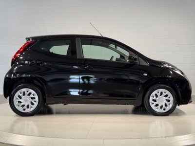 Toyota Aygo 1.0 VVT-i 72 CV 5 porte x-play (6)