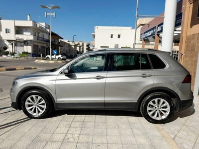 Volkswagen Tiguan 1.6 TDI SCR Style BlueMotion Technology (8)