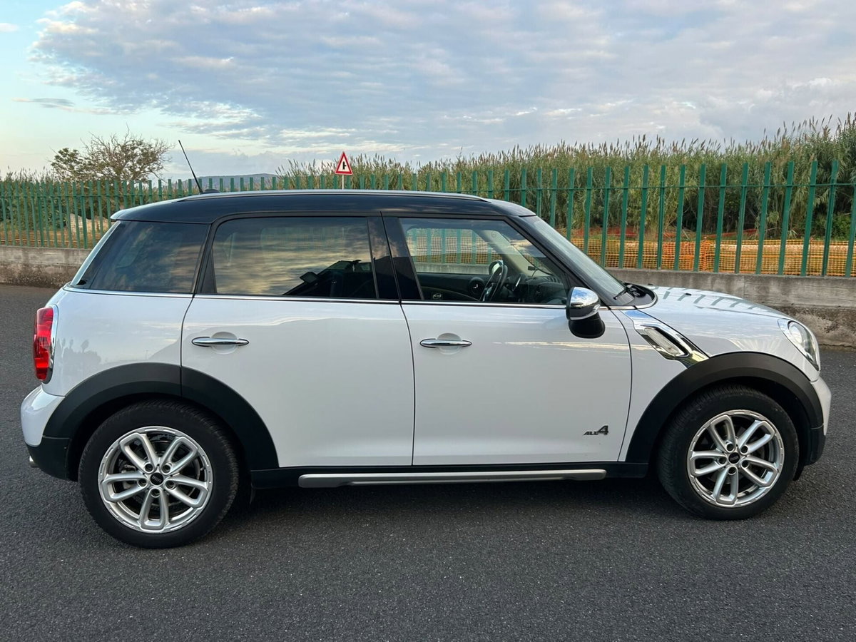 MINI Mini Countryman 2.0 Cooper D Countryman ALL4 Automatica (4)
