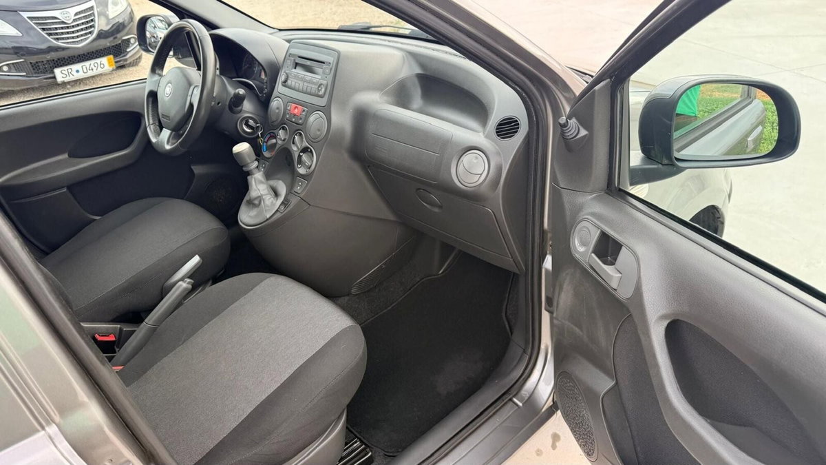 Fiat Panda 1.2 Dynamic (11)