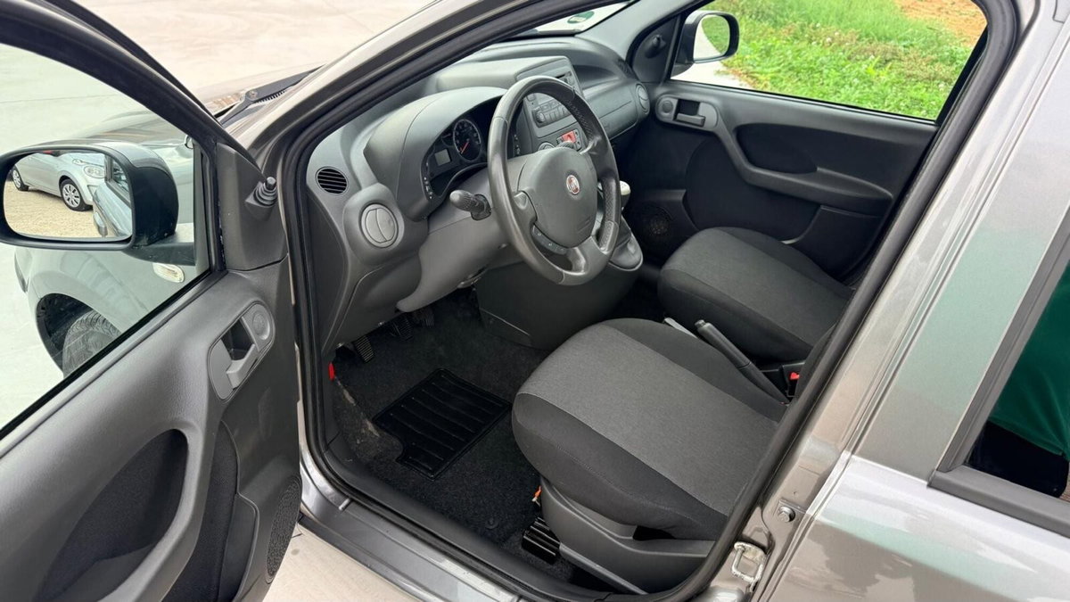 Fiat Panda 1.2 Dynamic (9)