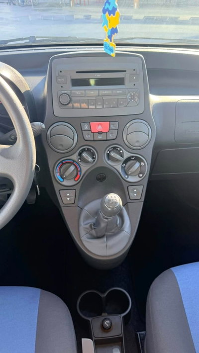 Fiat Panda 1.2 Emotion (12)