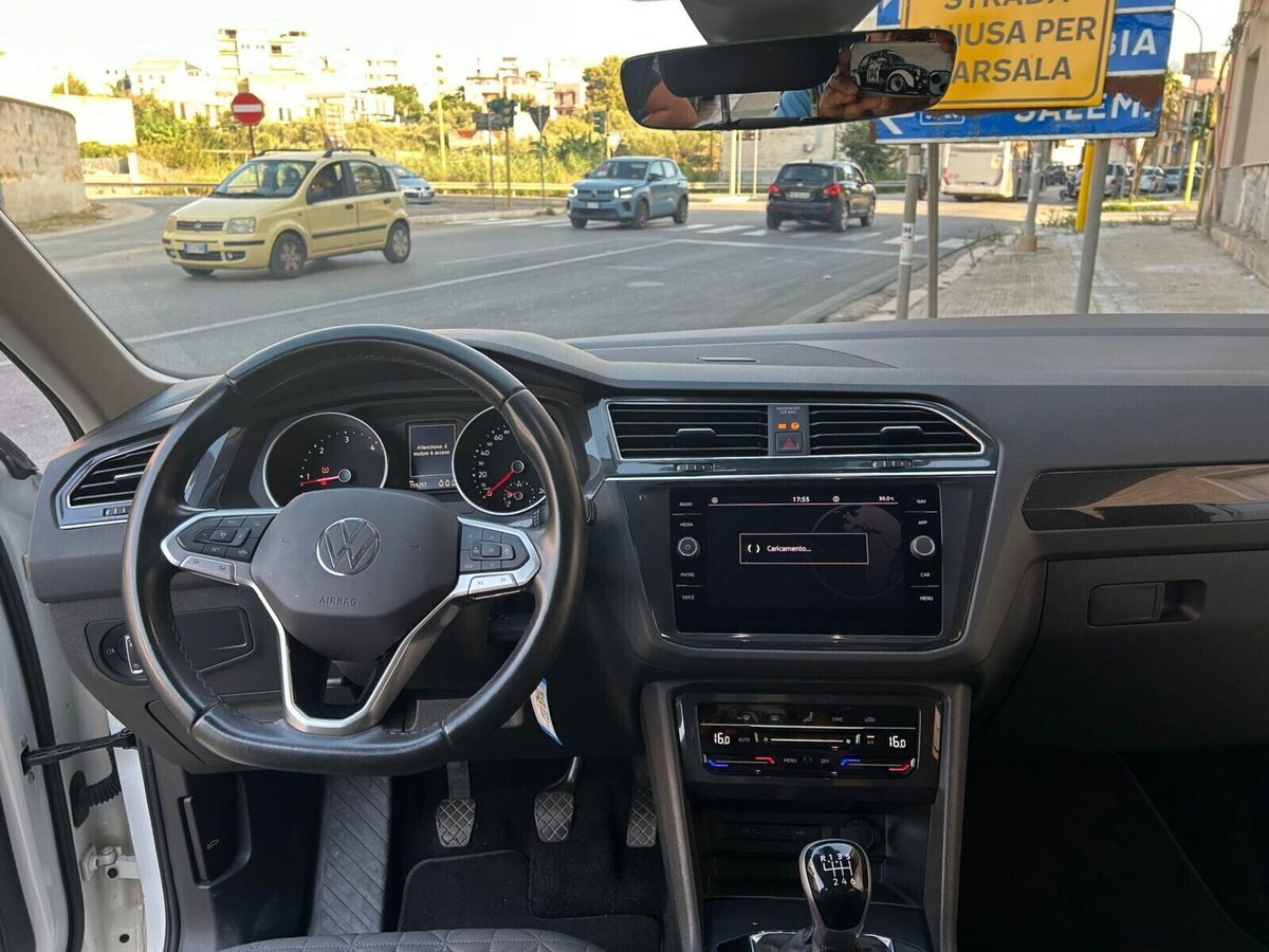 Volkswagen Tiguan 2.0 TDI SCR Life (11)