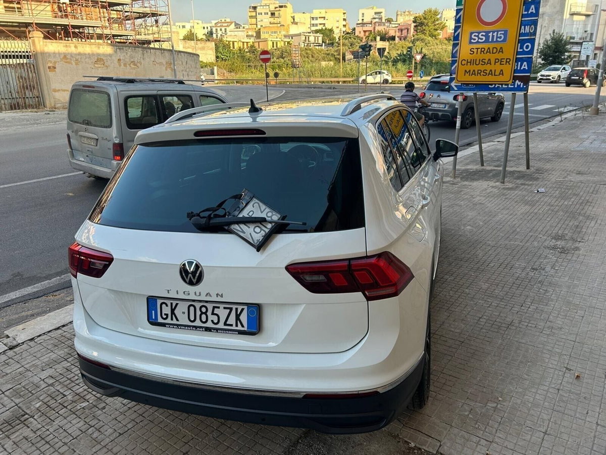 Volkswagen Tiguan 2.0 TDI SCR Life (5)