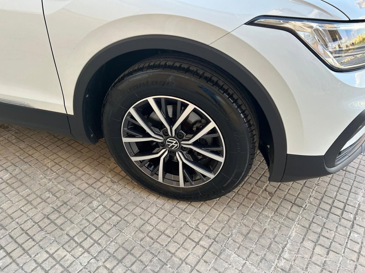 Volkswagen Tiguan 2.0 TDI SCR Life (6)