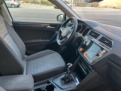 Volkswagen Tiguan 2.0 TDI SCR Life (8)