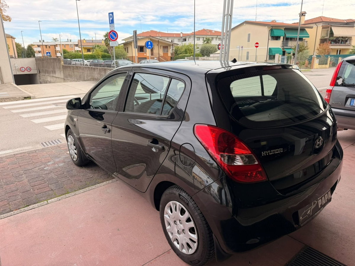 Hyundai i20 1.2 5p. Classic (4)