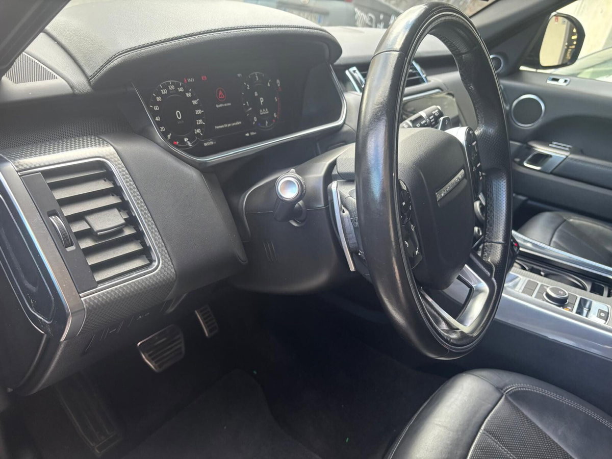 Land Rover Range Rover Sport 3.0 TDV6 HSE Dynamic (6)