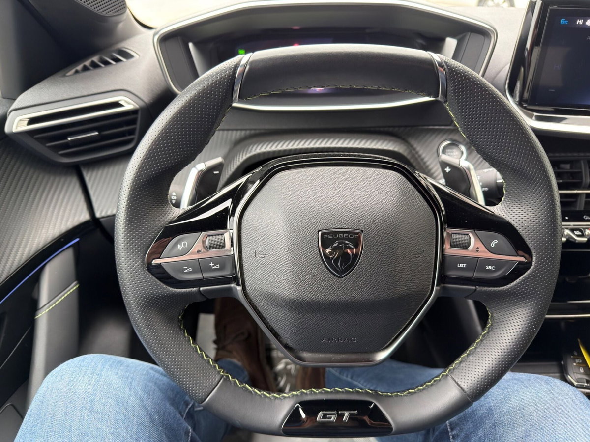 Peugeot 208 Turbo 110 EAT6 S&S 5 porte GT Line (12)