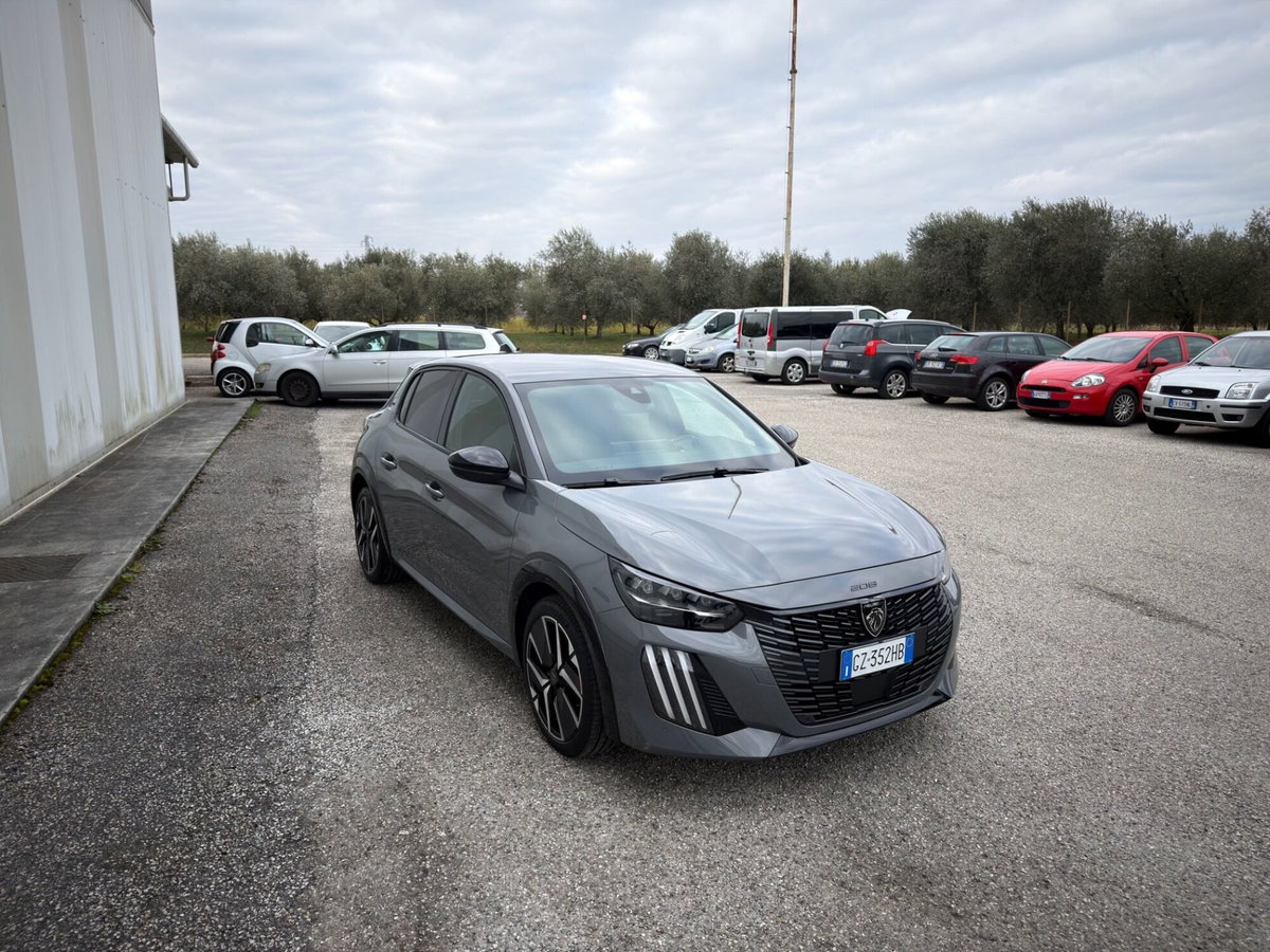 Peugeot 208 Turbo 110 EAT6 S&S 5 porte GT Line (5)