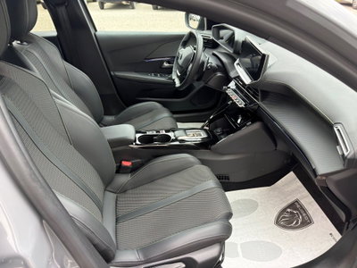 Peugeot 208 Turbo 110 EAT6 S&S 5 porte GT Line (9)