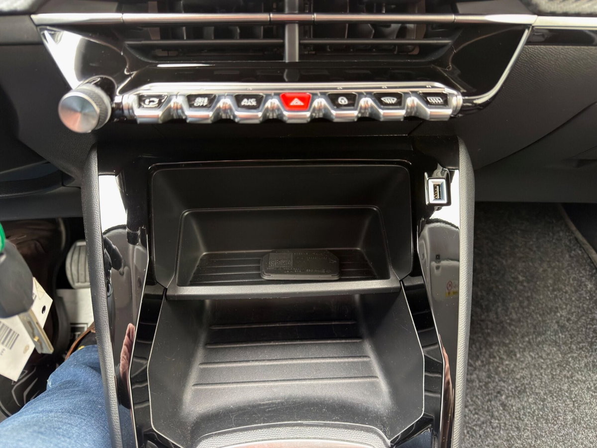 Peugeot 208 PureTech 75 Stop&Start 5 porte Active Pack (16)