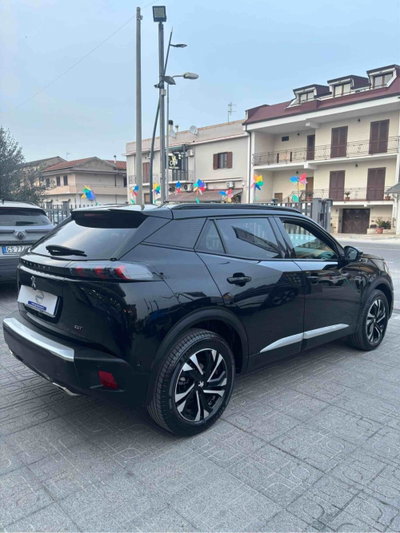 Peugeot 2008 PureTech 130 S&S EAT8 GT Pack (4)