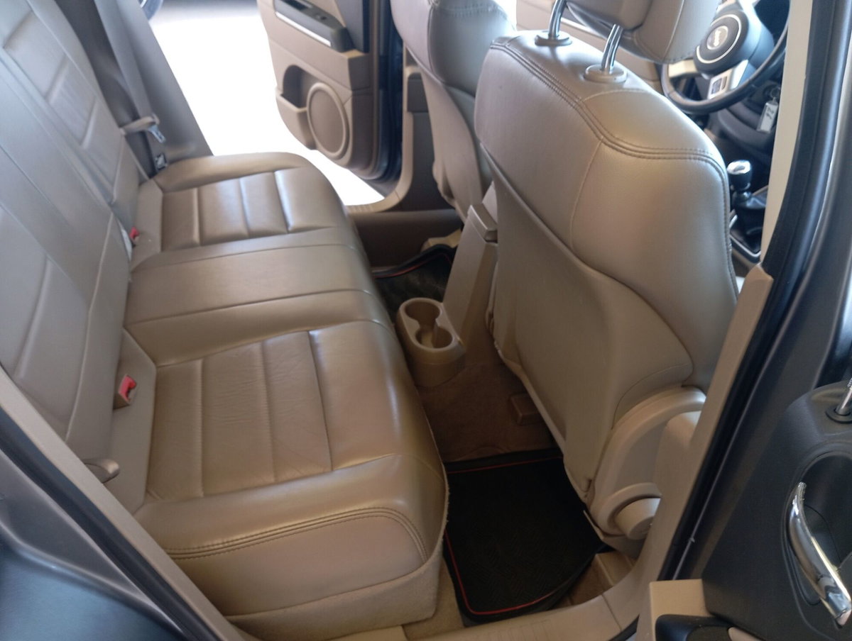 Jeep Compass 2.2 CRD Limited (20)
