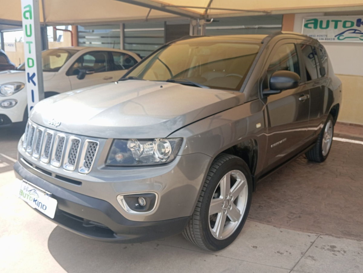 Jeep Compass 2.2 CRD Limited (3)