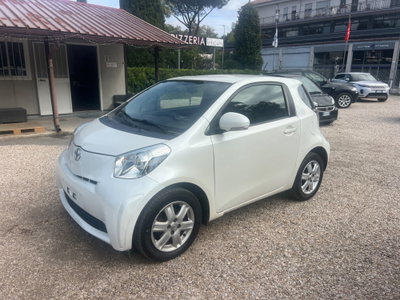 Toyota iQ 1.0 Sol (2)