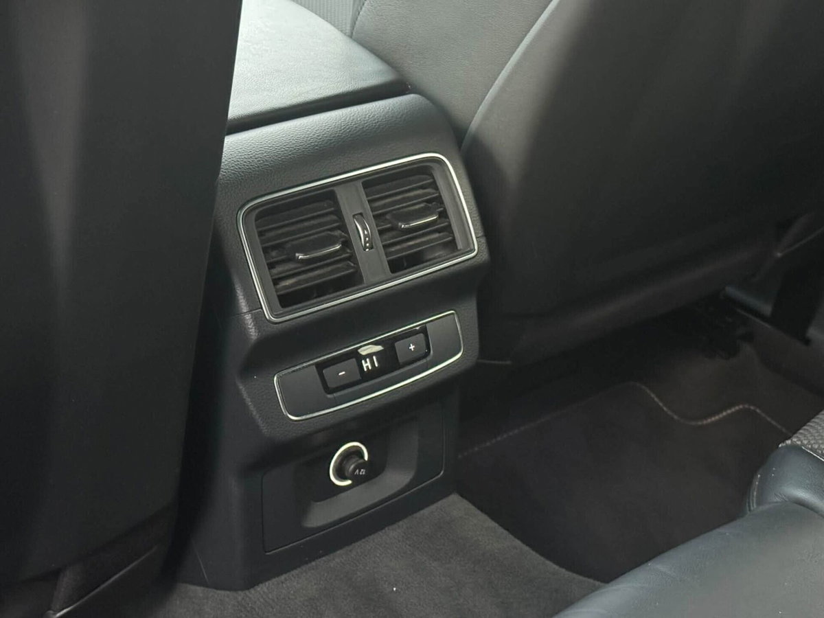 Audi Q5 2.0 TDI 190 CV quattro S tronic (17)