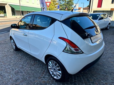 Lancia Ypsilon 1.2 69 CV 5 porte Silver (4)