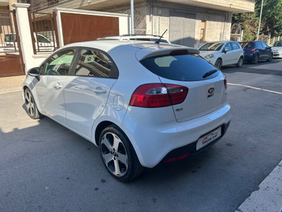Kia Rio 1.4 CRDi 5p. Cool (13)