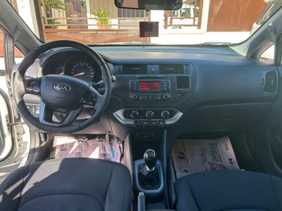 Kia Rio 1.4 CRDi 5p. Cool (20)