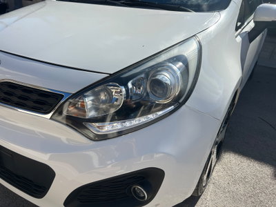 Kia Rio 1.4 CRDi 5p. Cool (5)