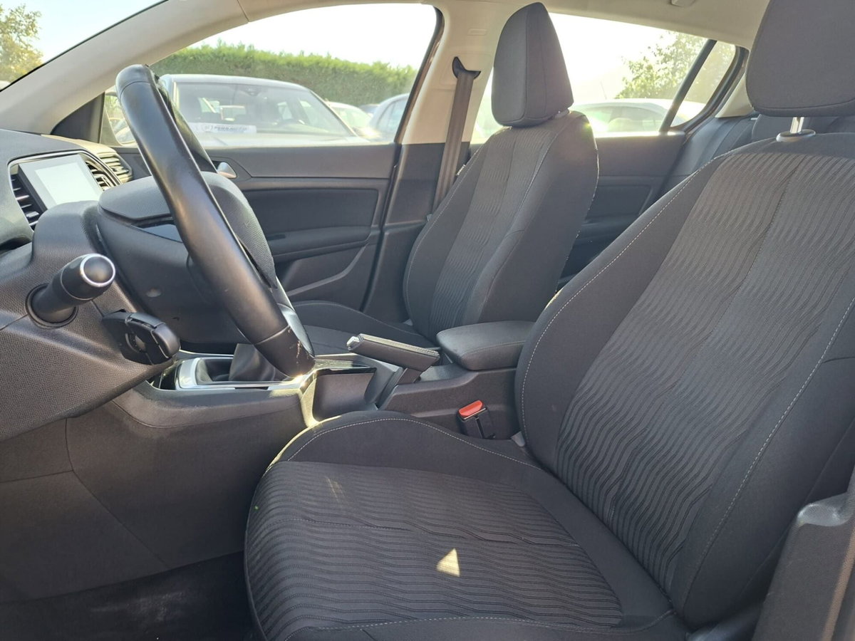Peugeot 308 PureTech Turbo 110 S&S Active Pack (10)