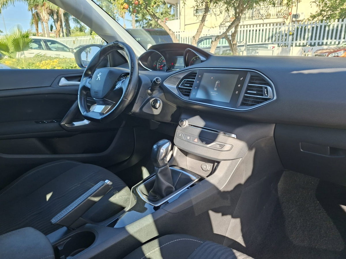 Peugeot 308 PureTech Turbo 110 S&S Active Pack (15)