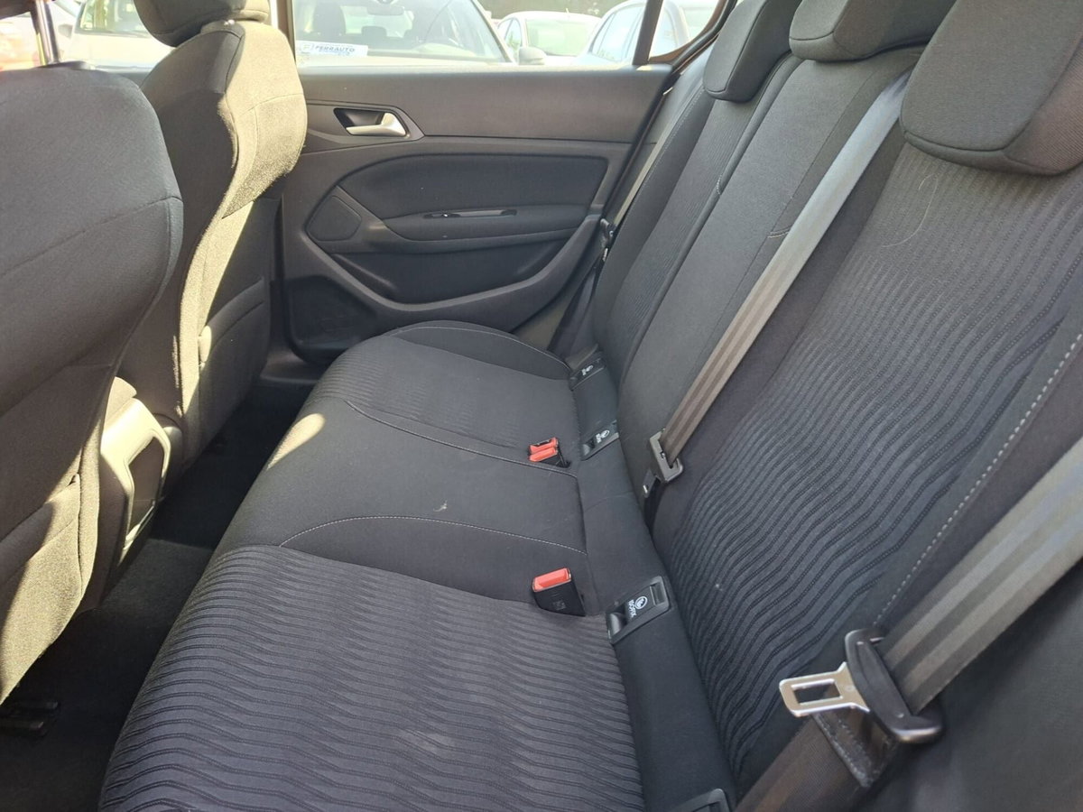 Peugeot 308 PureTech Turbo 110 S&S Active Pack (16)