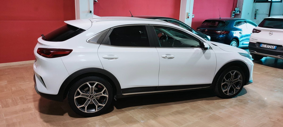 Kia XCeed 1.0 tgdi Gpl Style 117cv mt (2)