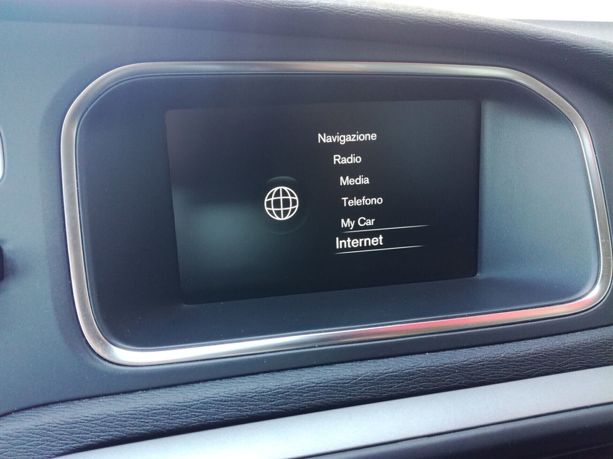 Volvo V60 D2 Geartronic Dynamic Edition (14)