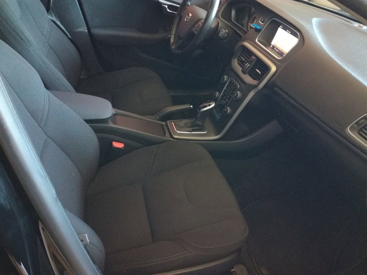Volvo V60 D2 Geartronic Dynamic Edition (18)