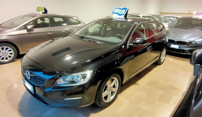 Volvo V60 D2 Geartronic Dynamic Edition (2)