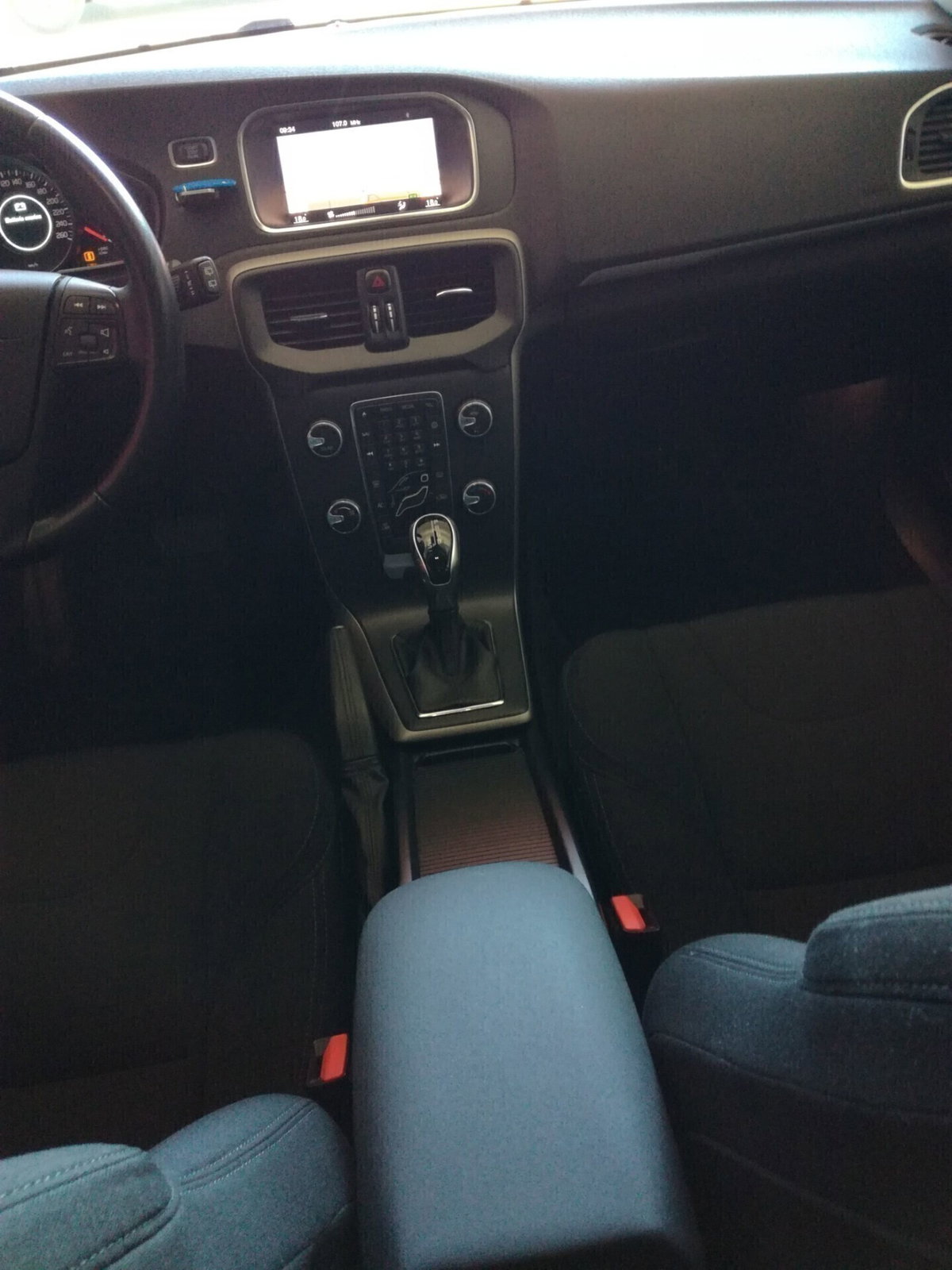 Volvo V60 D2 Geartronic Dynamic Edition (20)