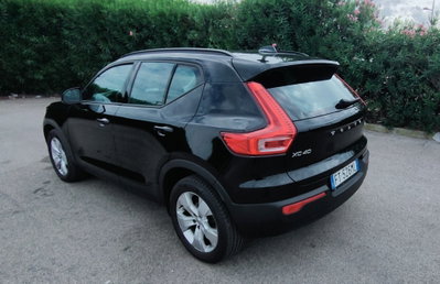 Volvo XC40 D3 AWD Business (14)