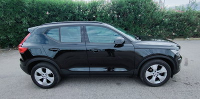 Volvo XC40 D3 AWD Business (16)