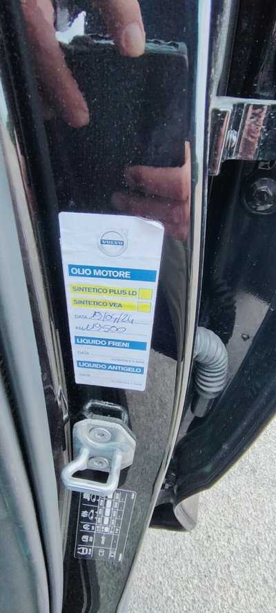Volvo XC40 D3 AWD Business (12)