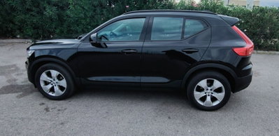 Volvo XC40 D3 AWD Business (5)