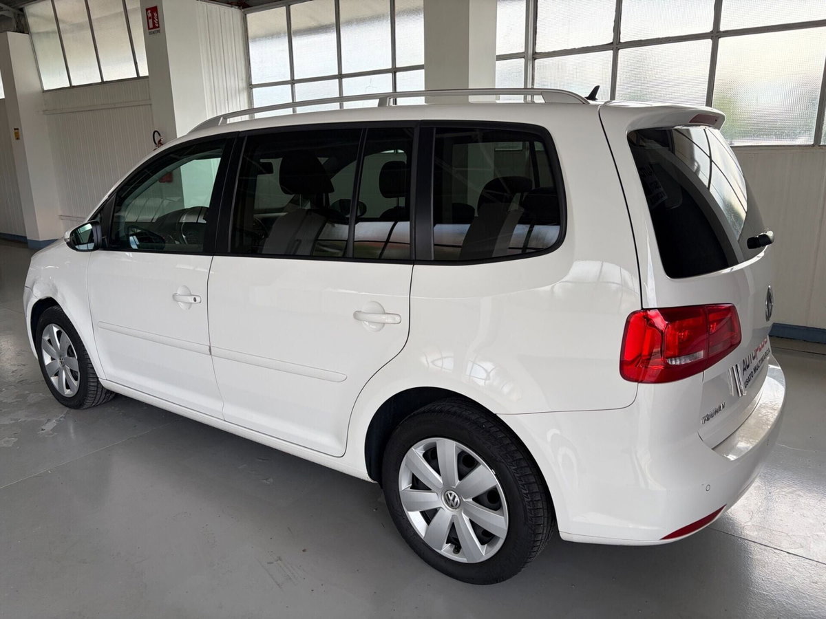 Volkswagen Touran 1.6 TDI Comfortline (6)