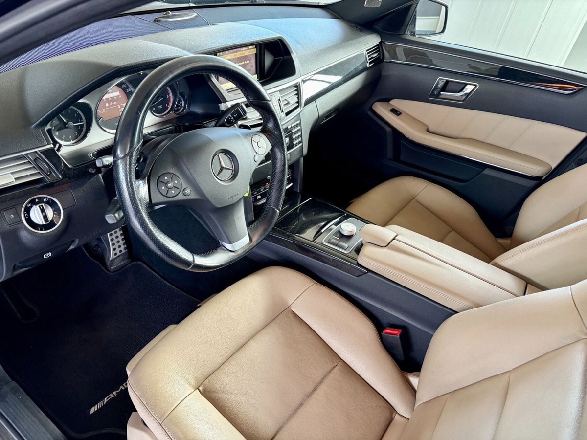 Mercedes-Benz Classe E 350 CDI BlueEFFICIENCY 4M. Avantg. AMG (10)