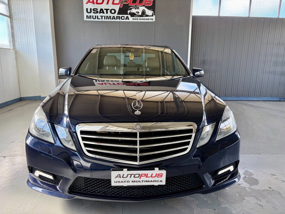 Mercedes-Benz Classe E 350 CDI BlueEFFICIENCY 4M. Avantg. AMG (2)